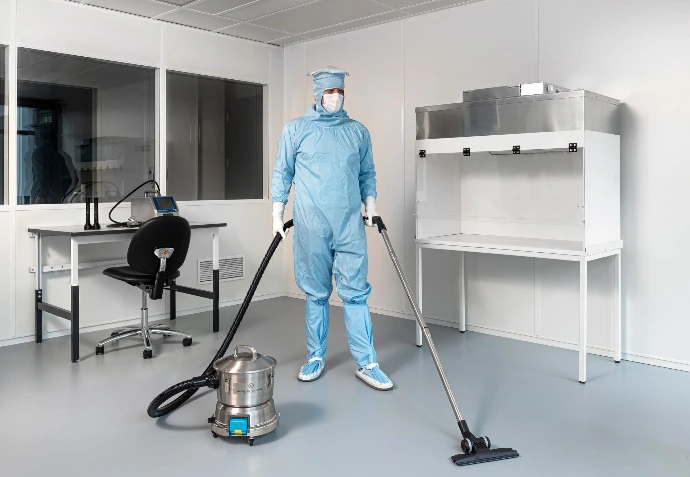 Aspirateur professionnel pour le nettoyage des locaux et surfaces en entreprise