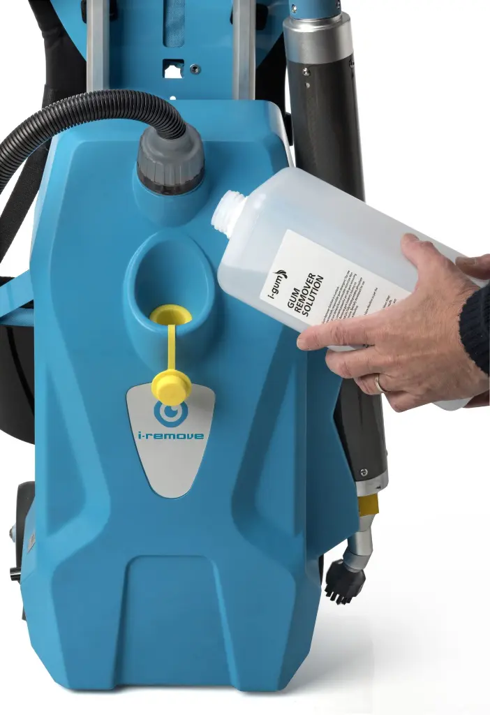 i-remove_v21_filling up the tank.webp